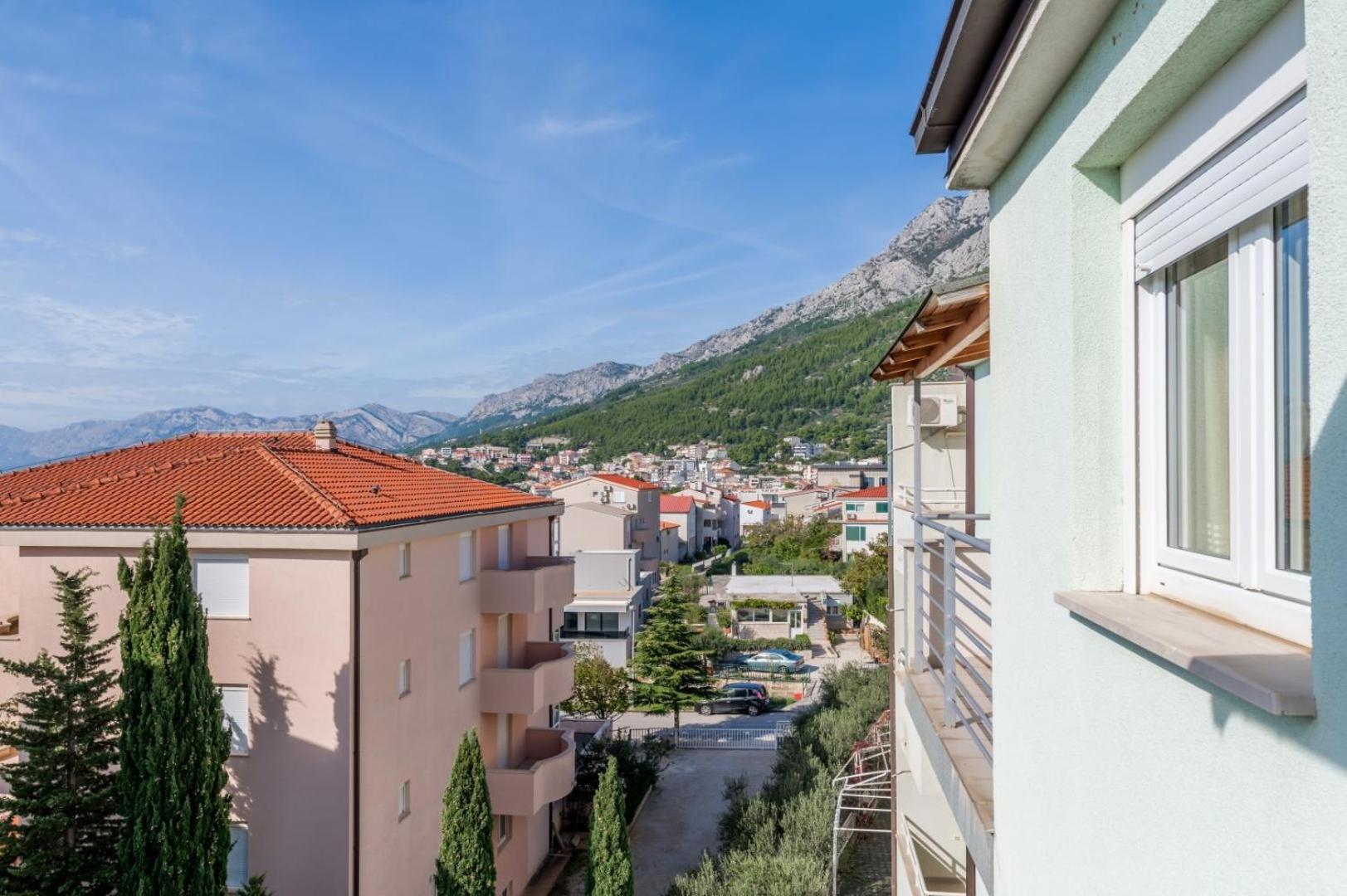 apartmani RUŽA&NIKOLINA*** Baska Voda Bagian luar foto