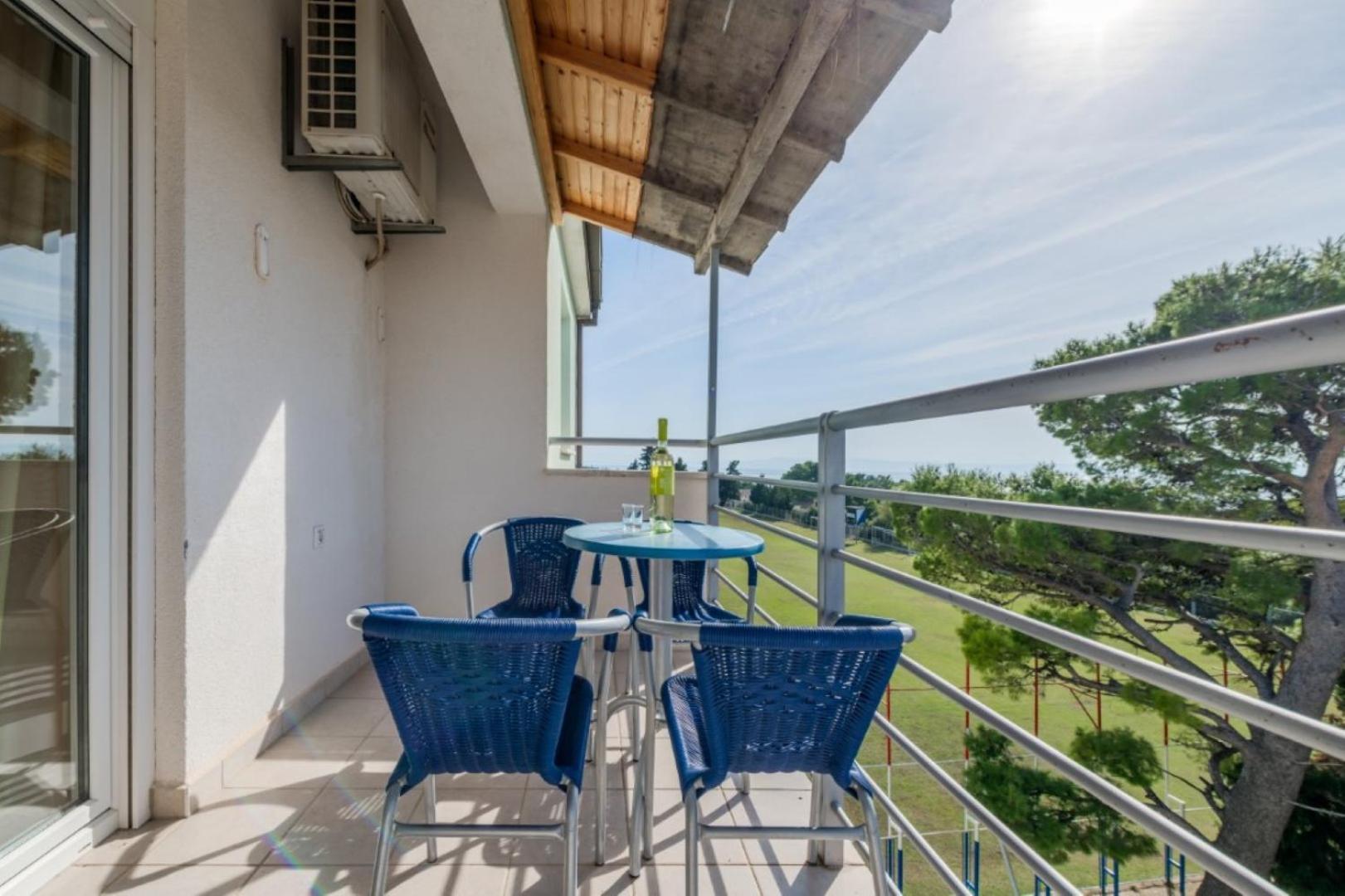 apartmani RUŽA&NIKOLINA*** Baska Voda Bagian luar foto