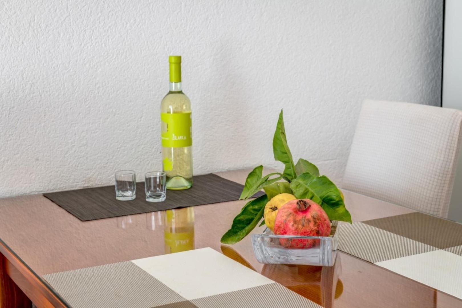 apartmani RUŽA&NIKOLINA*** Baska Voda Bagian luar foto
