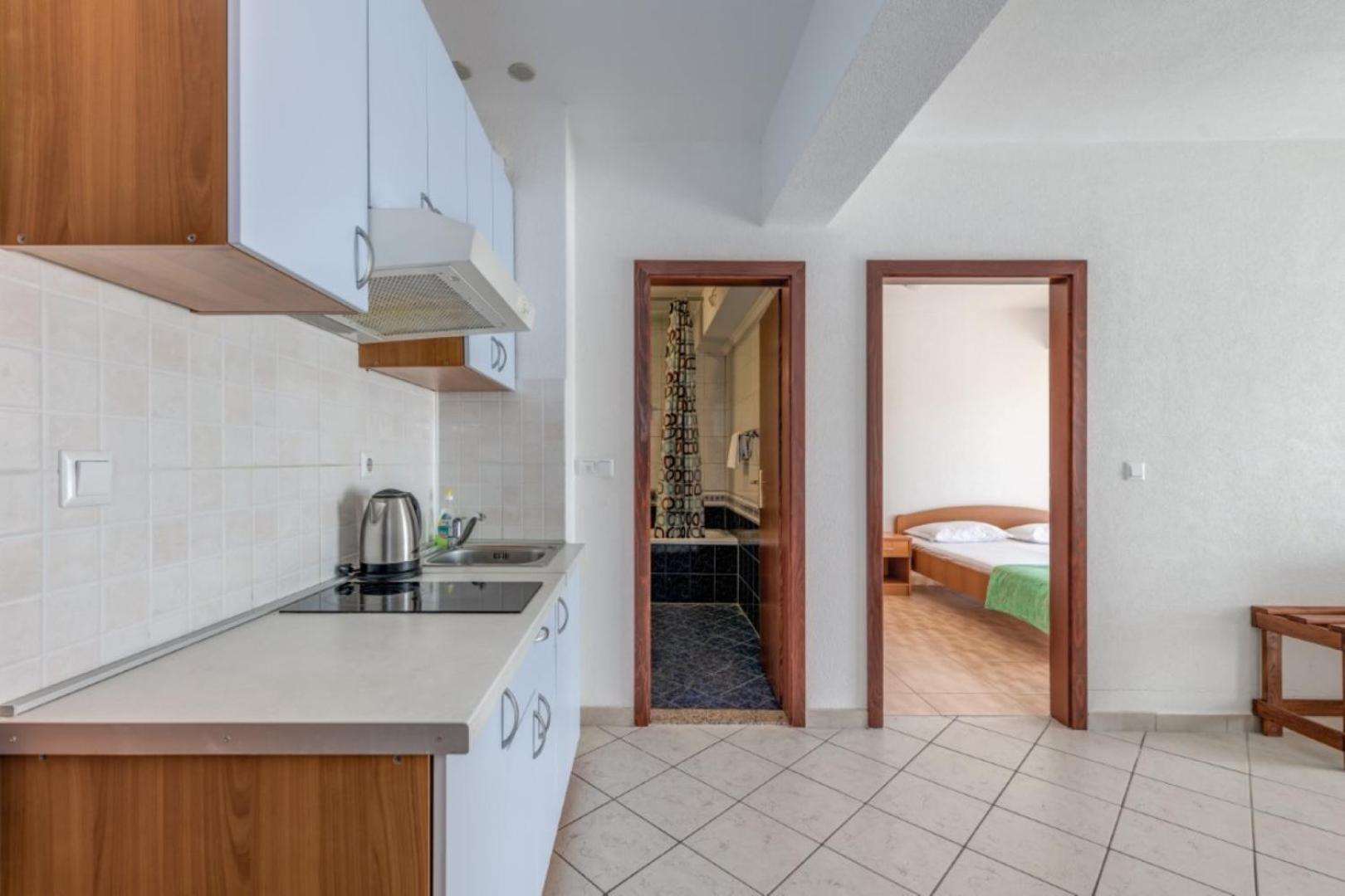 apartmani RUŽA&NIKOLINA*** Baska Voda Bagian luar foto