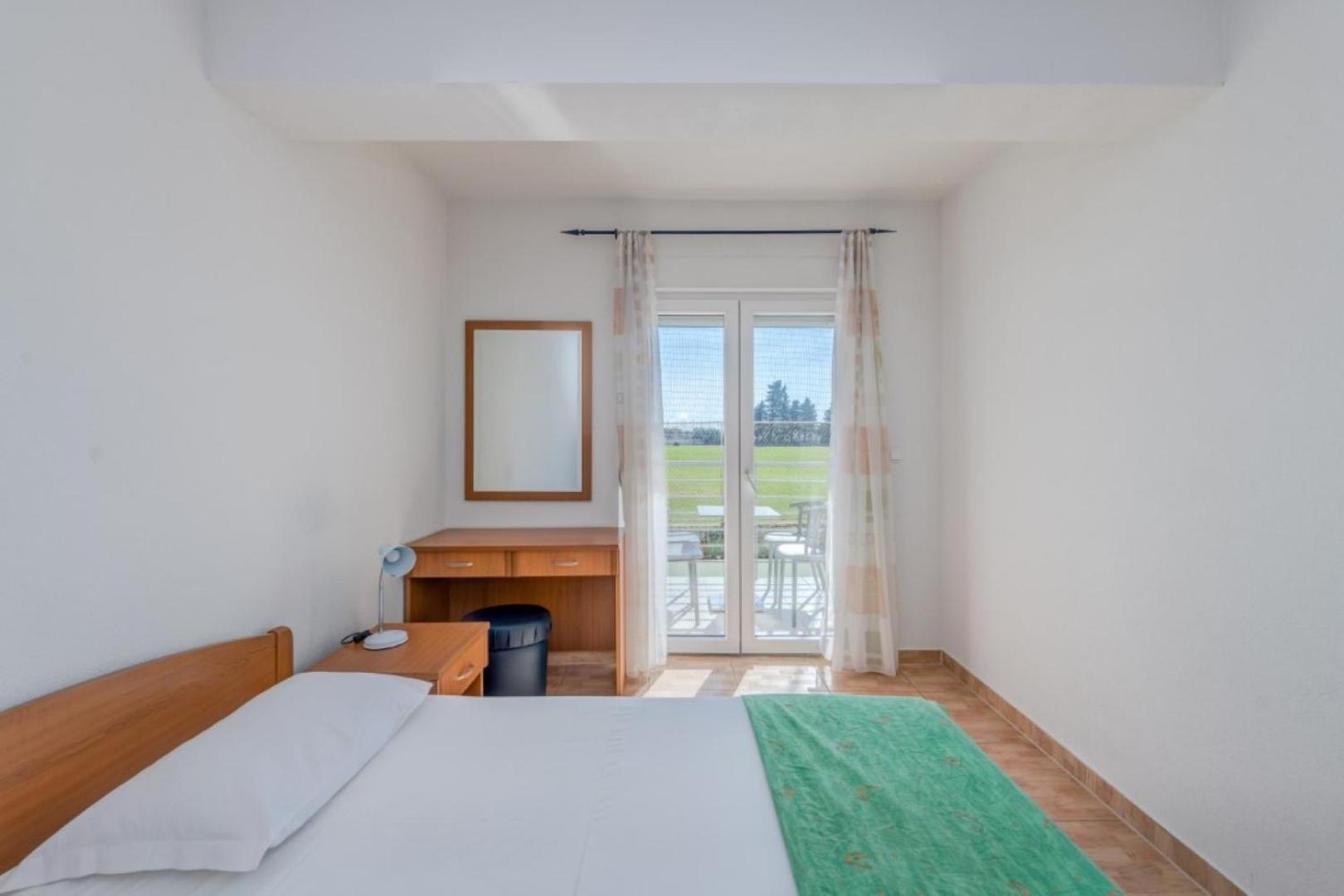 apartmani RUŽA&NIKOLINA*** Baska Voda Bagian luar foto